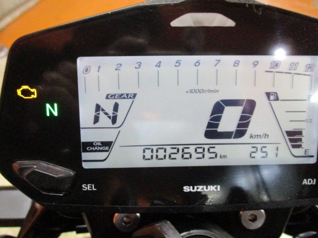 走行も２６５９ｋｍの低走行車！！この距離でこの価格は正に他店追従不可能価格！！